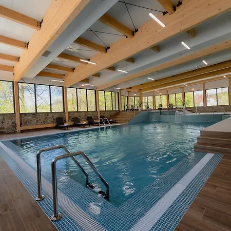Hotel Country Club I Caloroczne 4*