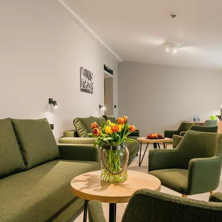 Country Club I Caloroczne Hotel 4*