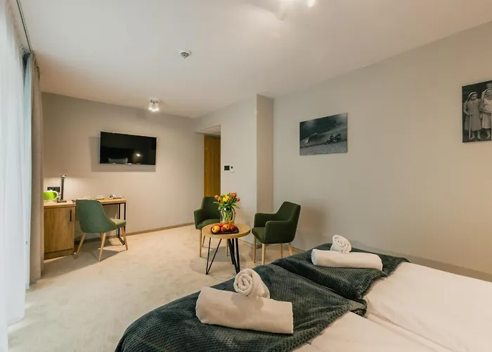 Hotel Country Club I Caloroczne 4*