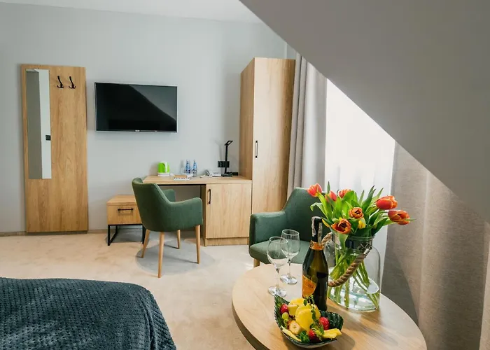 Country Club I Caloroczne מלון Żywiec